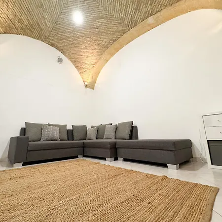 Apartment Kalma Brick Arch - & Authentic